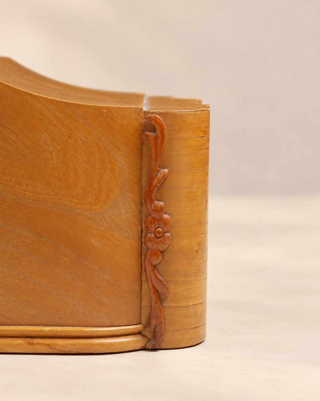 Clook | ساعة طاولة