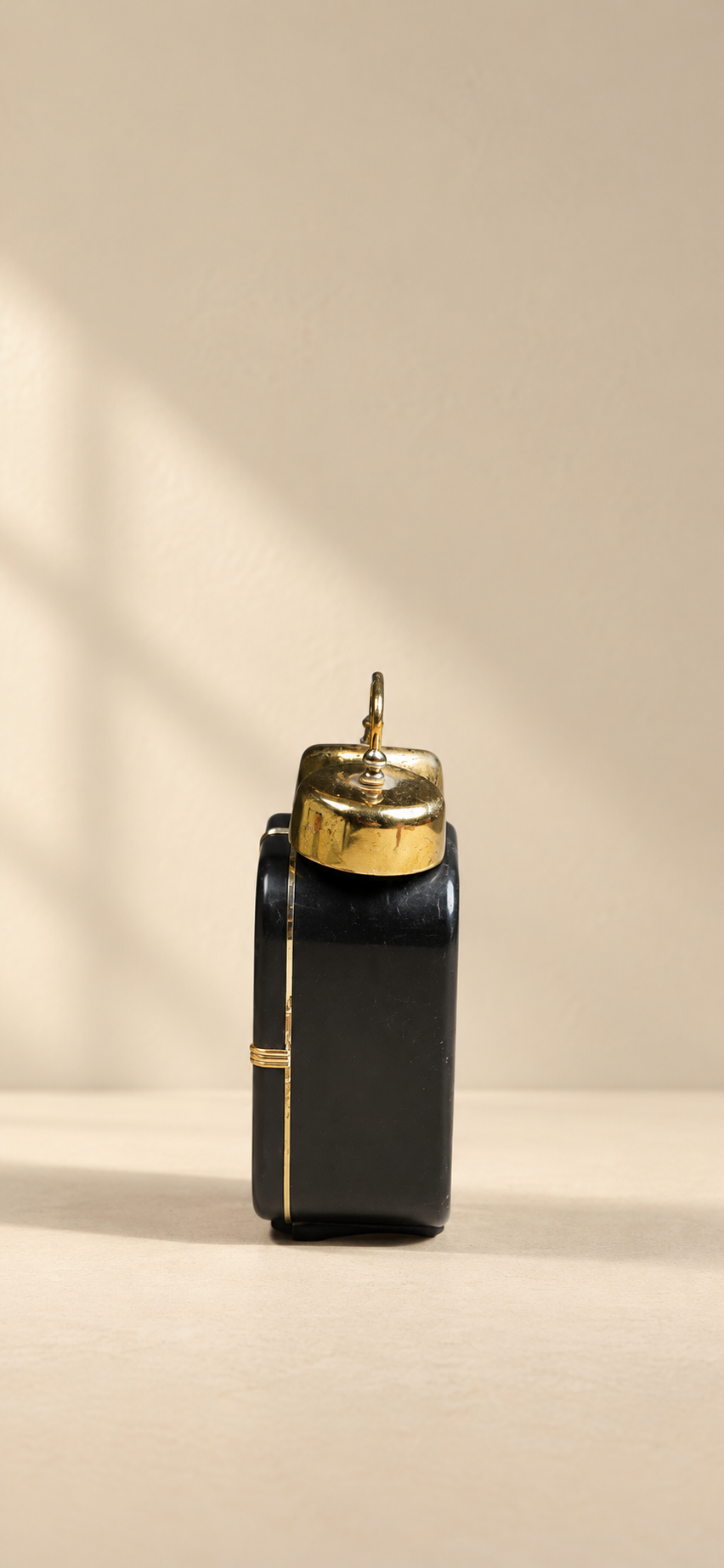 Clook | ساعة طاولة