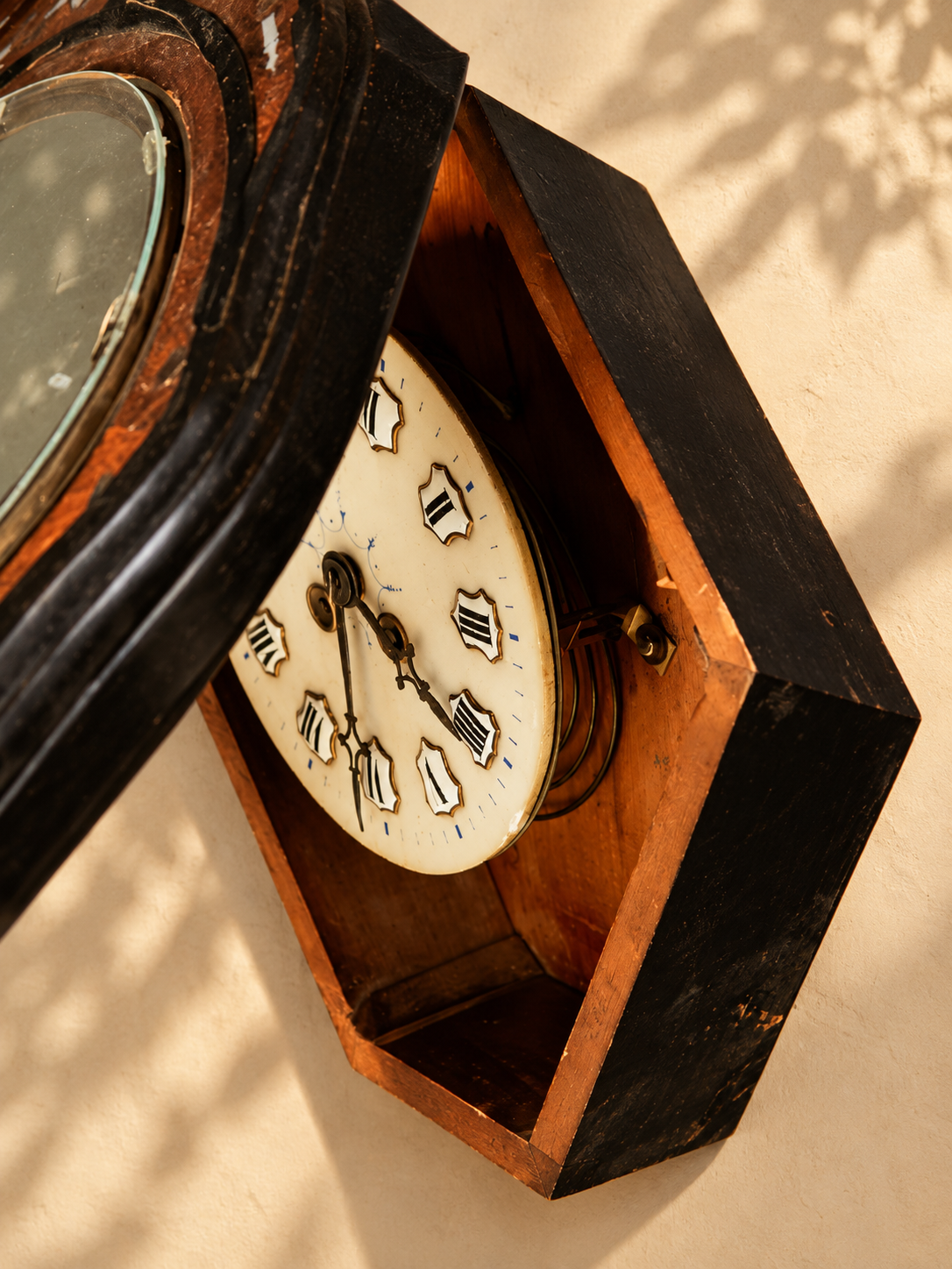 wall clock | ساعة حائط