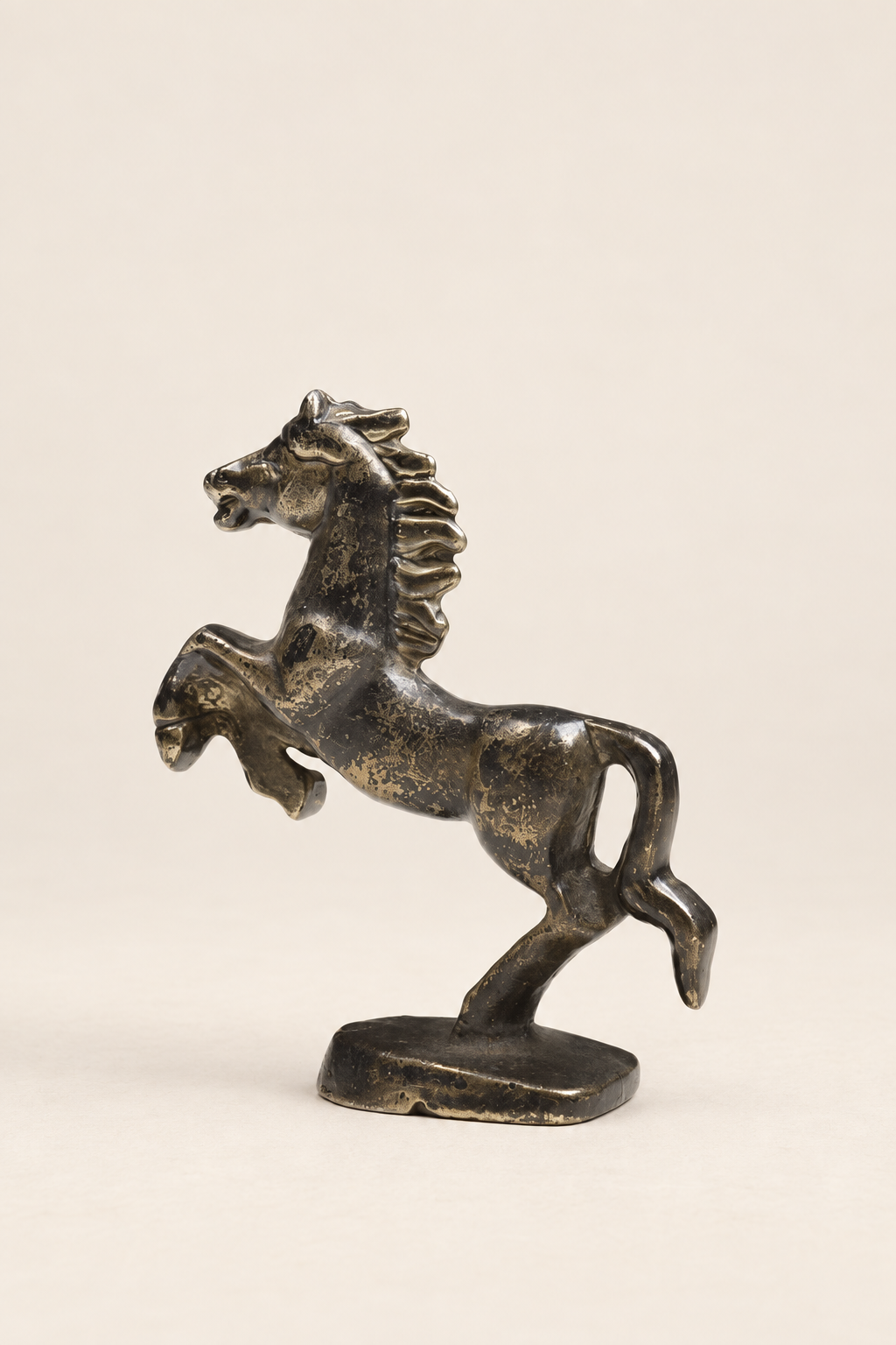 تمثال خيل