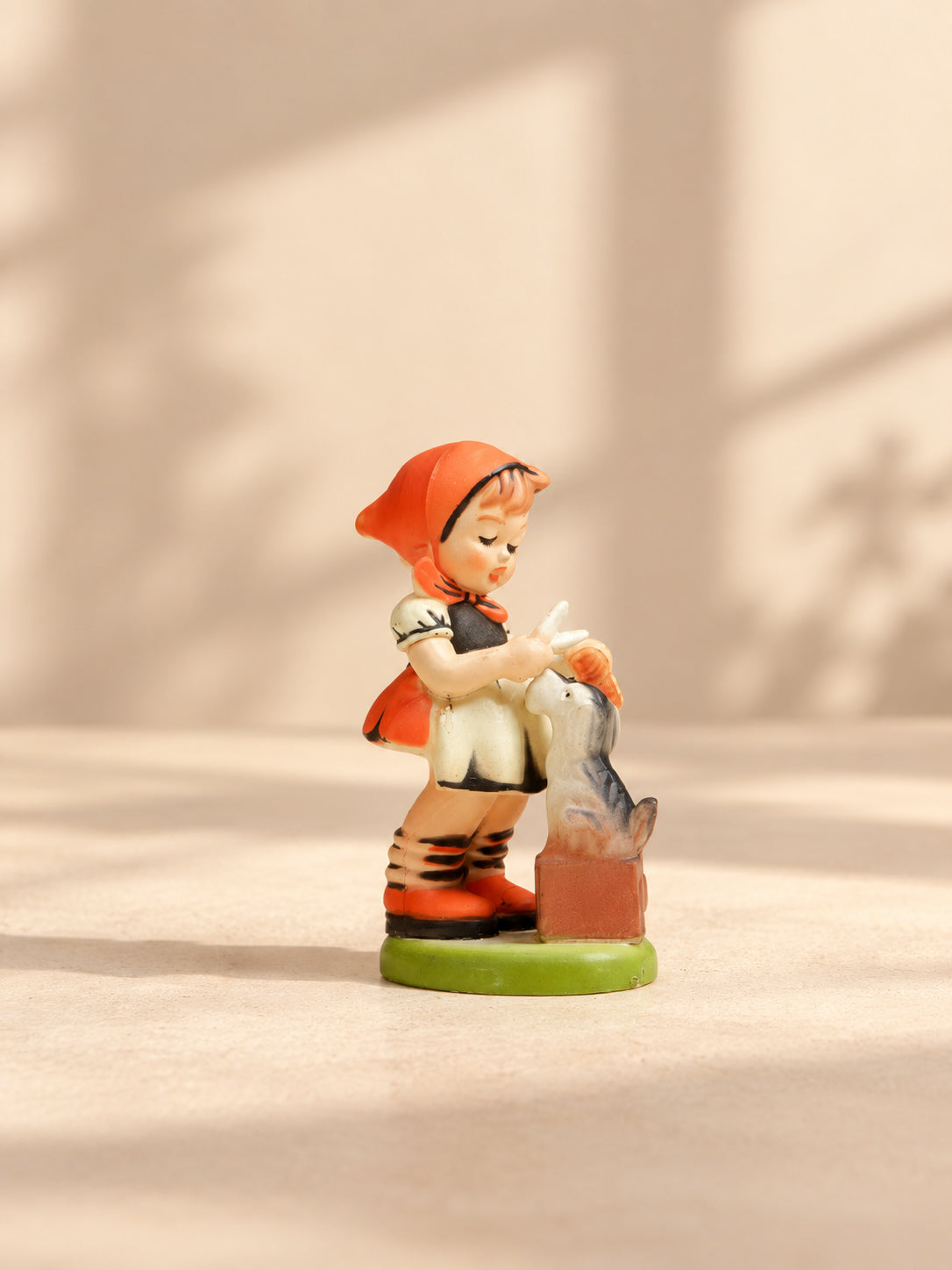 دمية فنتج عمل يدوي Vintage doll l