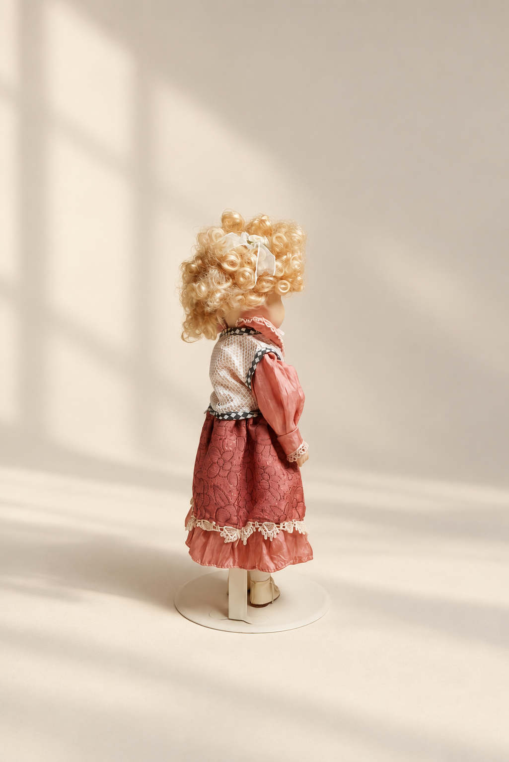 دمية بورسلان فنتج Vintage porcelain doll (Copy)