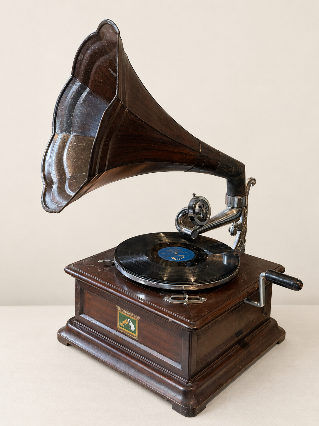 مشغل اسطوانات بشتخته | gramophone