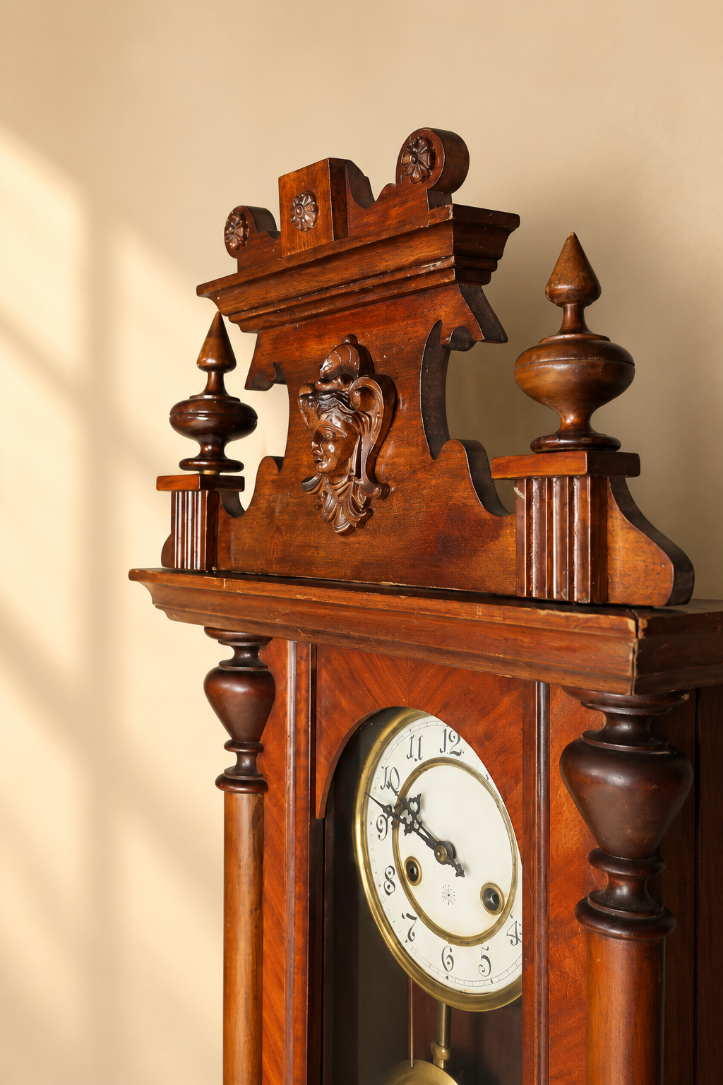 wall clock Junghans | ساعة حائط
