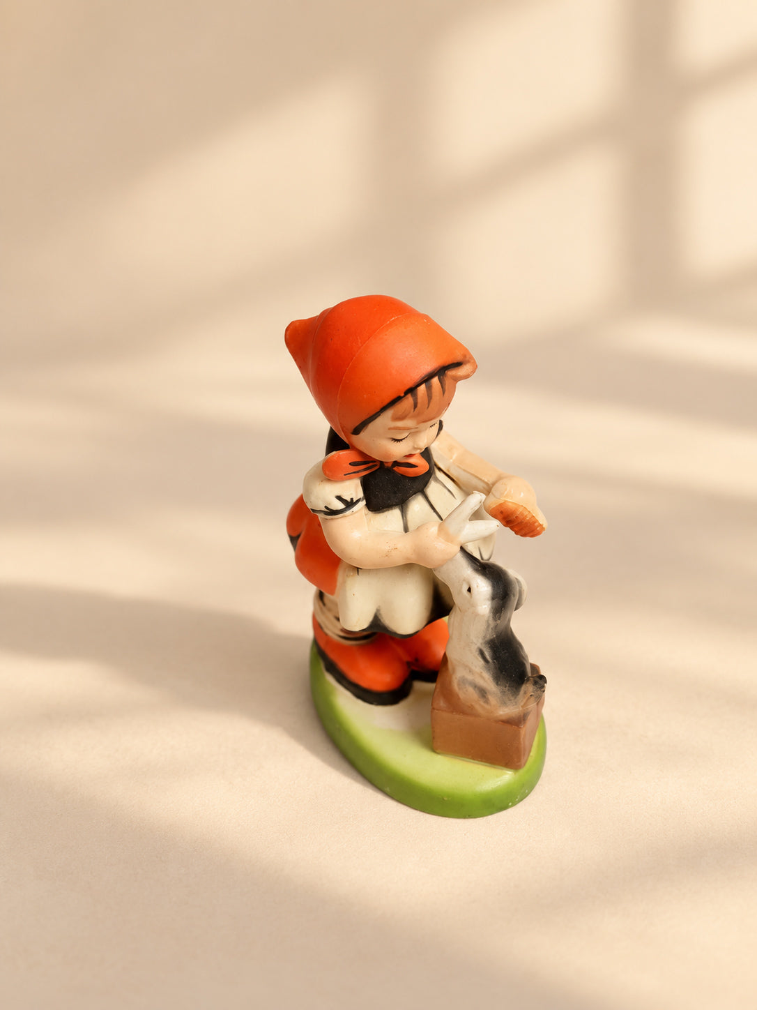 دمية فنتج عمل يدوي Vintage doll l